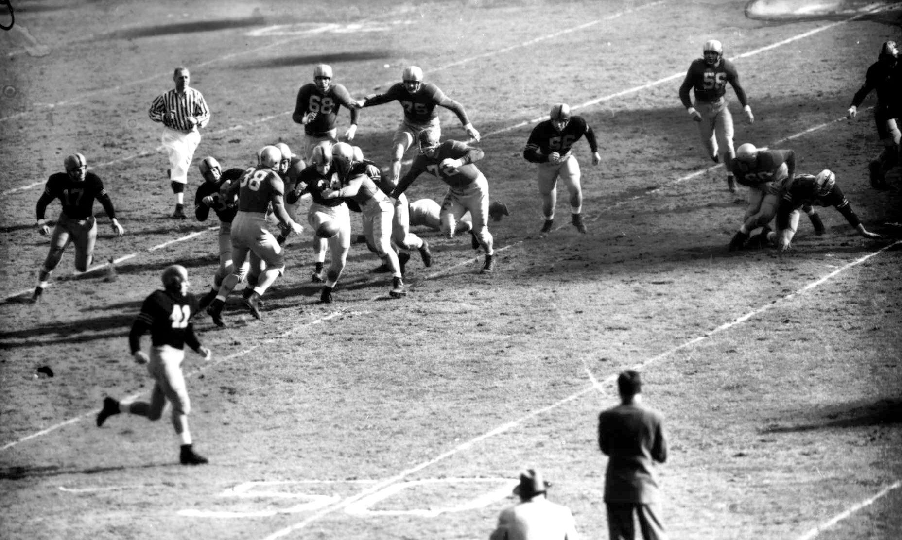 1946: No. 1 Army, No. 2 Notre Dame play to 0-0 tie
